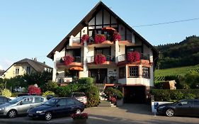 Haus Weingarten APPARTEMENTS-ZIMMER